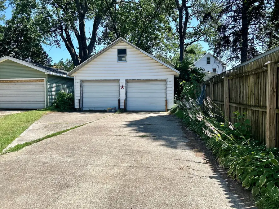 131 E 30th Street, Erie, PA 16504 - #2
