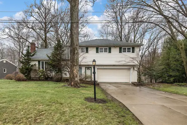 242 W Grandview Boulevard, Erie, PA 16508