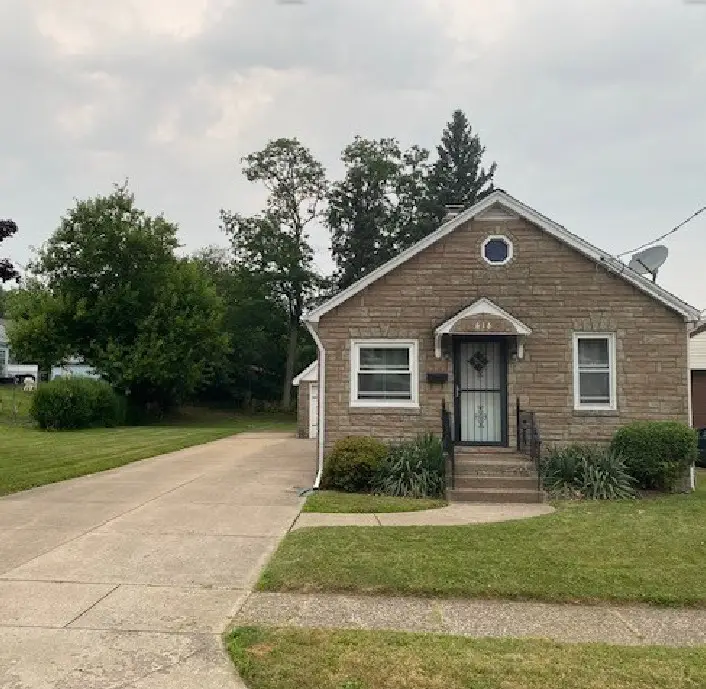 616 E 33rd Street, Erie, PA 16504 - #1