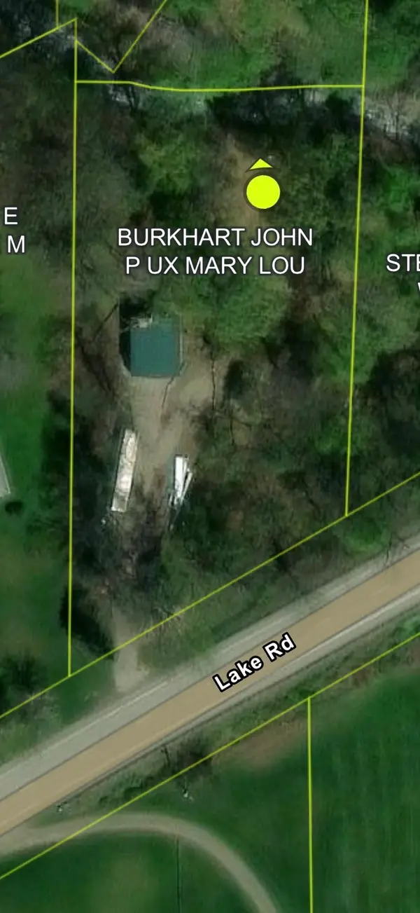 11544 E Lake Road, North East, PA 16428