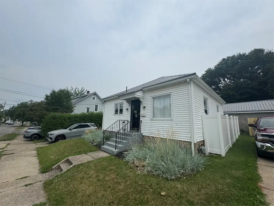 341 W 29th Street, Erie, PA 16508 - #2