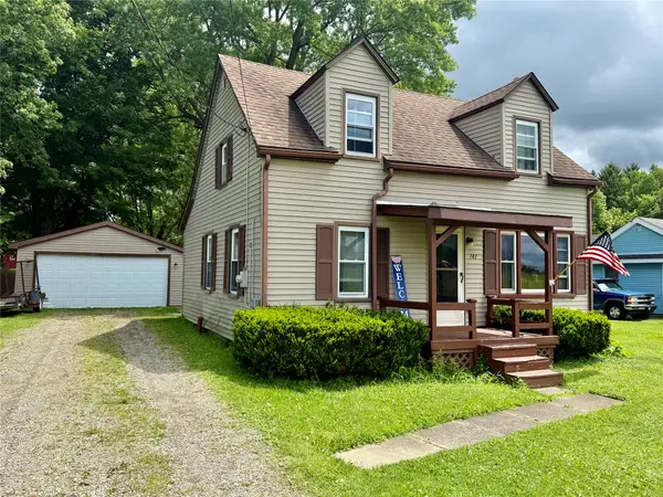 741 Chestnut Street, Waterford, PA 16441