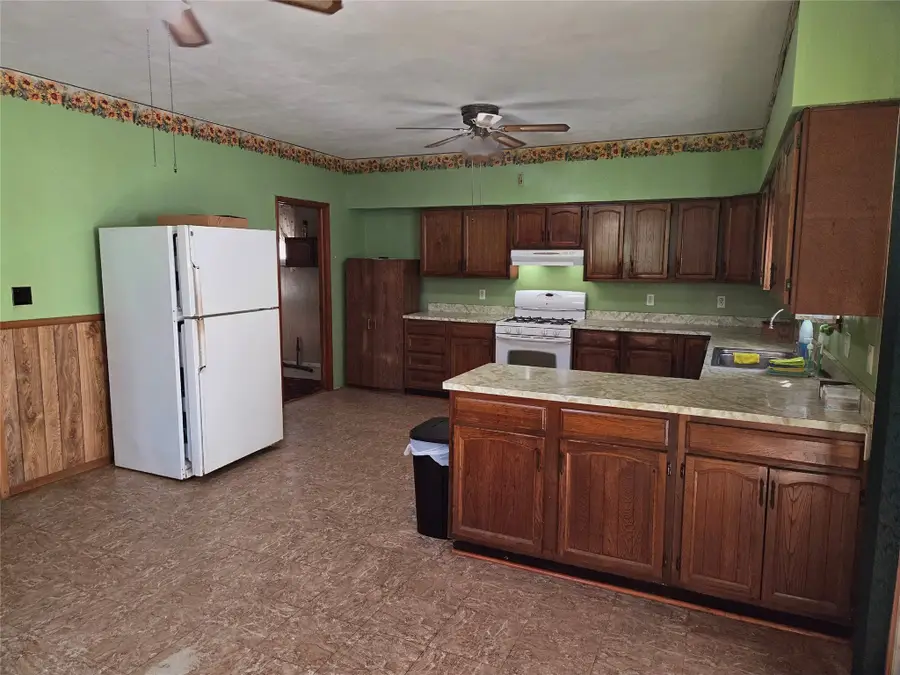 1416 W 39th Street, Erie, PA 16509 - #3