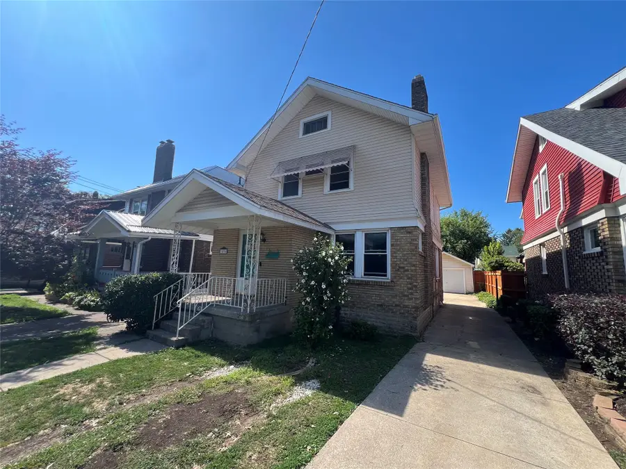 1036 W 29th Street, Erie, PA 16502 - #2