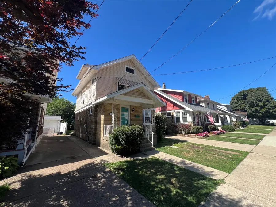 1036 W 29th Street, Erie, PA 16502 - #3