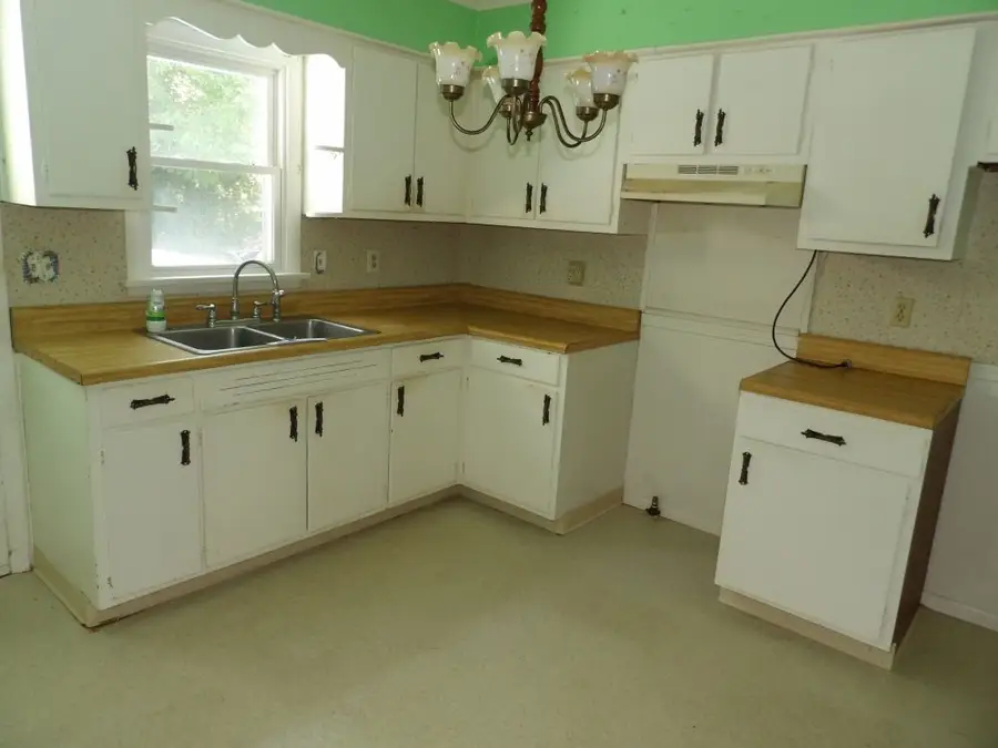 691 Eldred Street, Erie, PA 16511 - #2