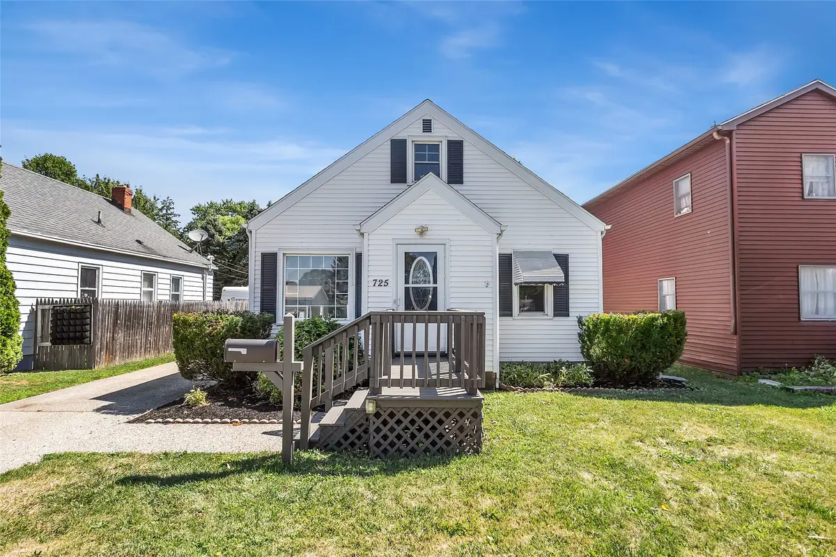 725 Wyoming Avenue, Erie, PA 16505 - #1
