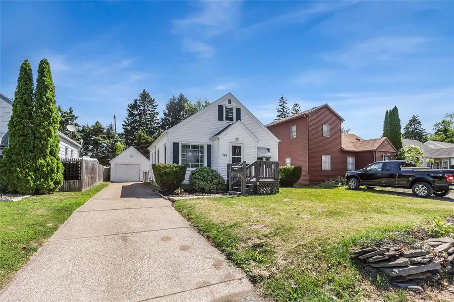 725 Wyoming Avenue, Erie, PA 16505 - #3