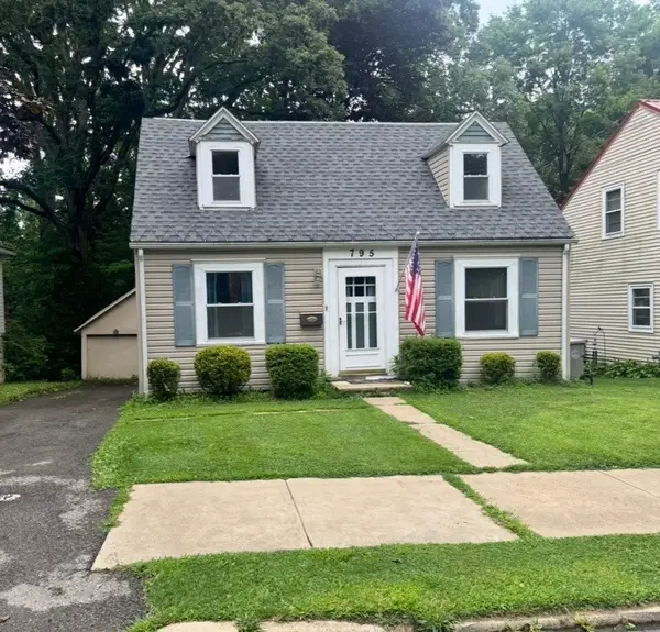 795 Chestnut Street, Meadville, PA 16335