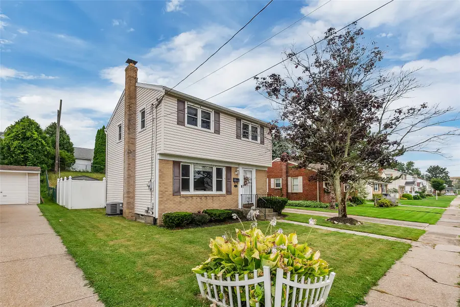 365 E 37 Street, Erie, PA 16504 - #2