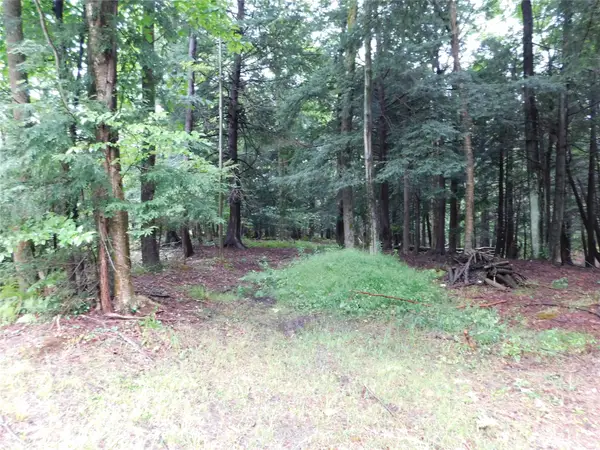 6525 Knoyle Road, Erie, PA 16510