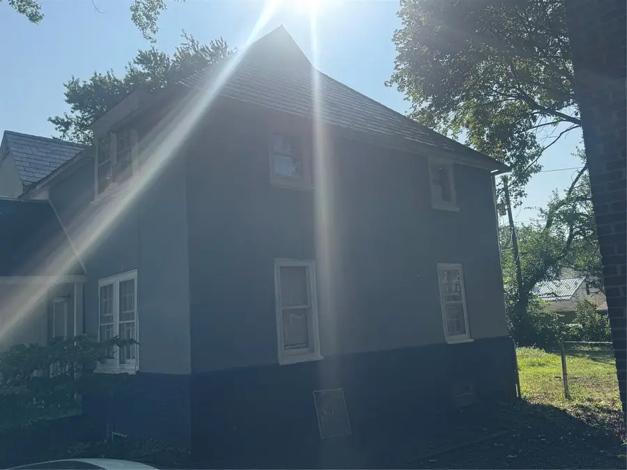 1739 W 14th Street, Erie, PA 16505 - #2