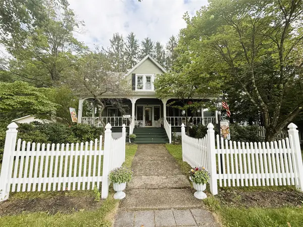 230 Erie Street, Saegertown, PA 16433