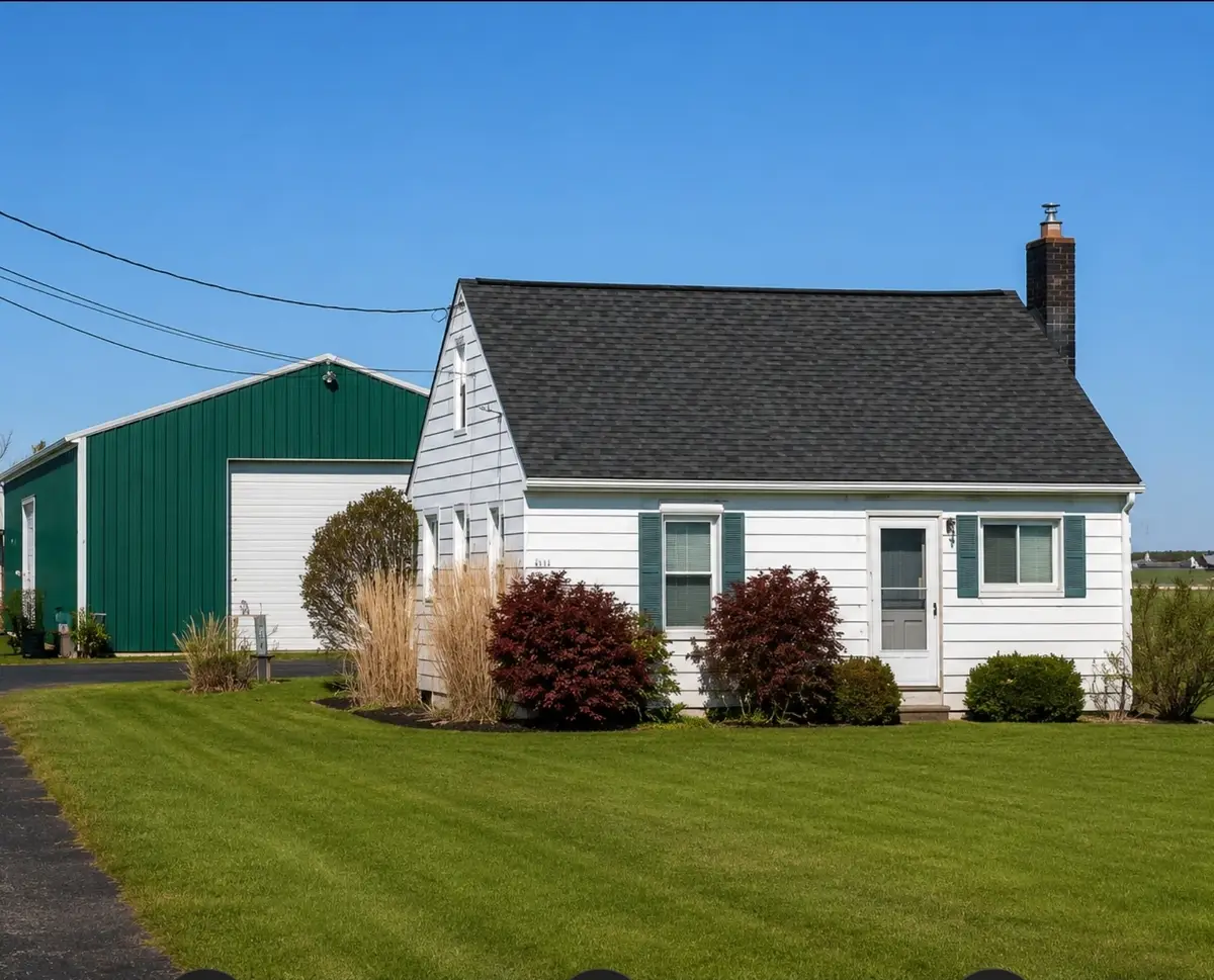4034 W Ridge Road, Erie, PA 16506 - #1