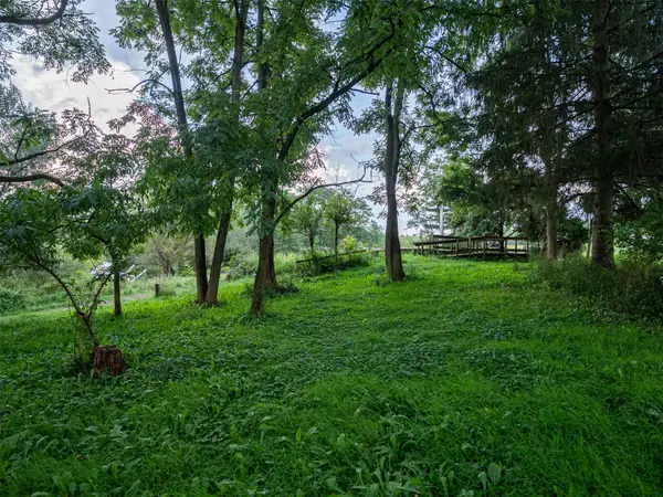 11401 Wing Road, Conneautville, PA 16406