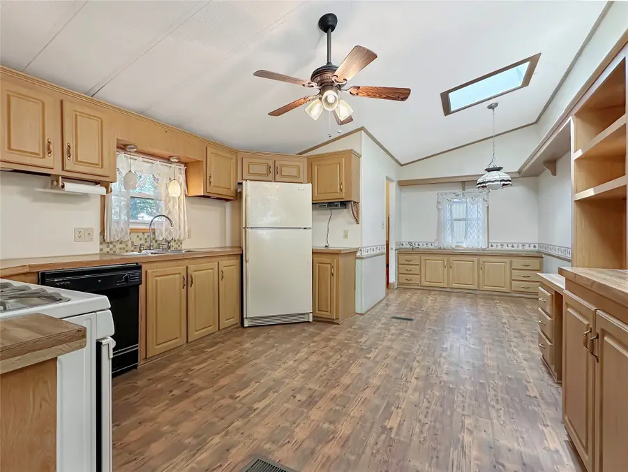 7000 Crestview Drive, Erie, PA 16509 - #3