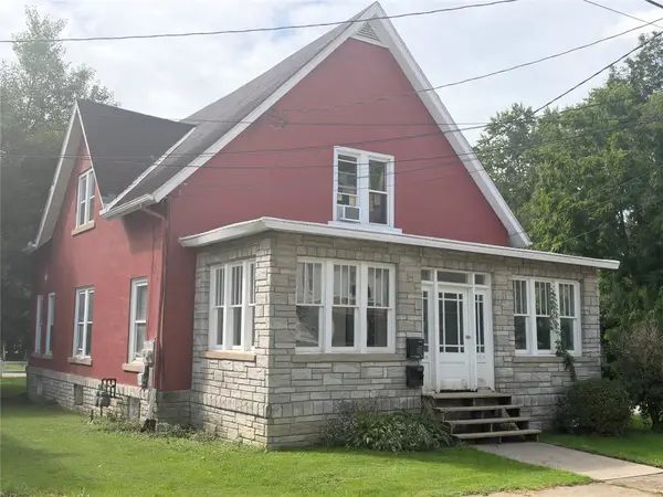 560-560 1/2 North Street, Meadville, PA 16335