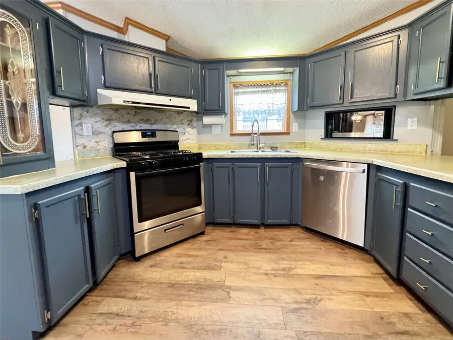 233 Apache Avenue, Corry, PA 16407 - #3