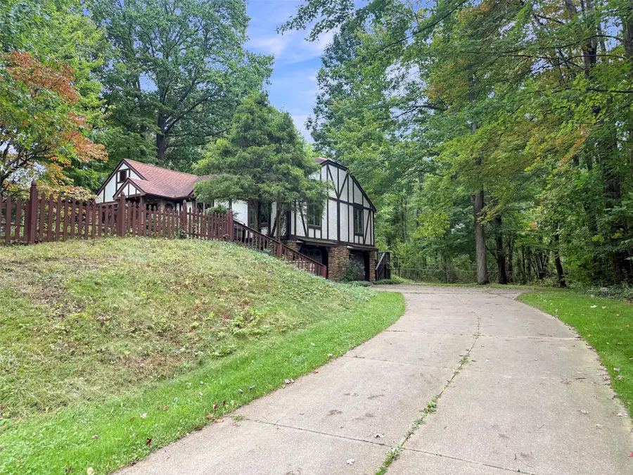 5435 Aspen Drive, Erie, PA 16506 - #2