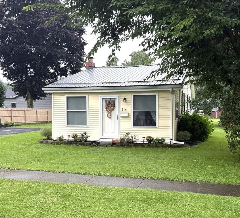 616 Frick Avenue, Girard, PA 16417 - #1