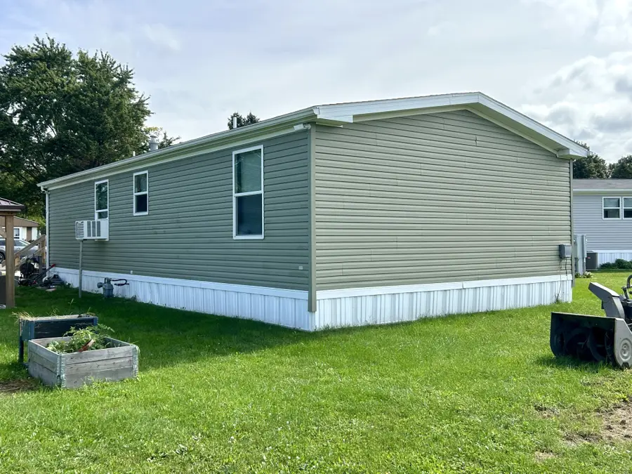 2500 Nursery 407 N 4th Road, Girard, PA 16423 - #3