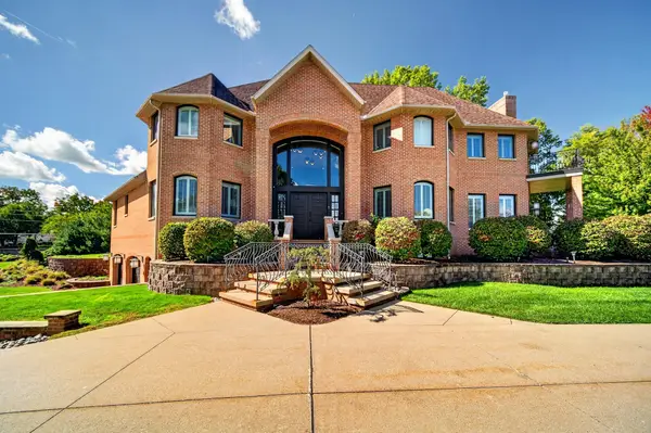 286 Niagara Point, Erie, PA 16507