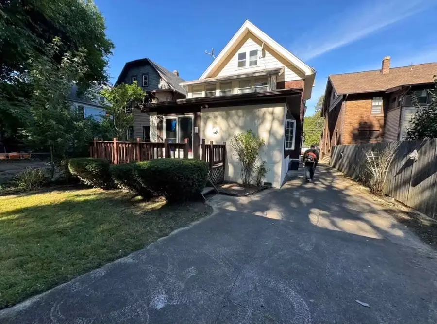 927 W 9th Street, Erie, PA 16502 - #2