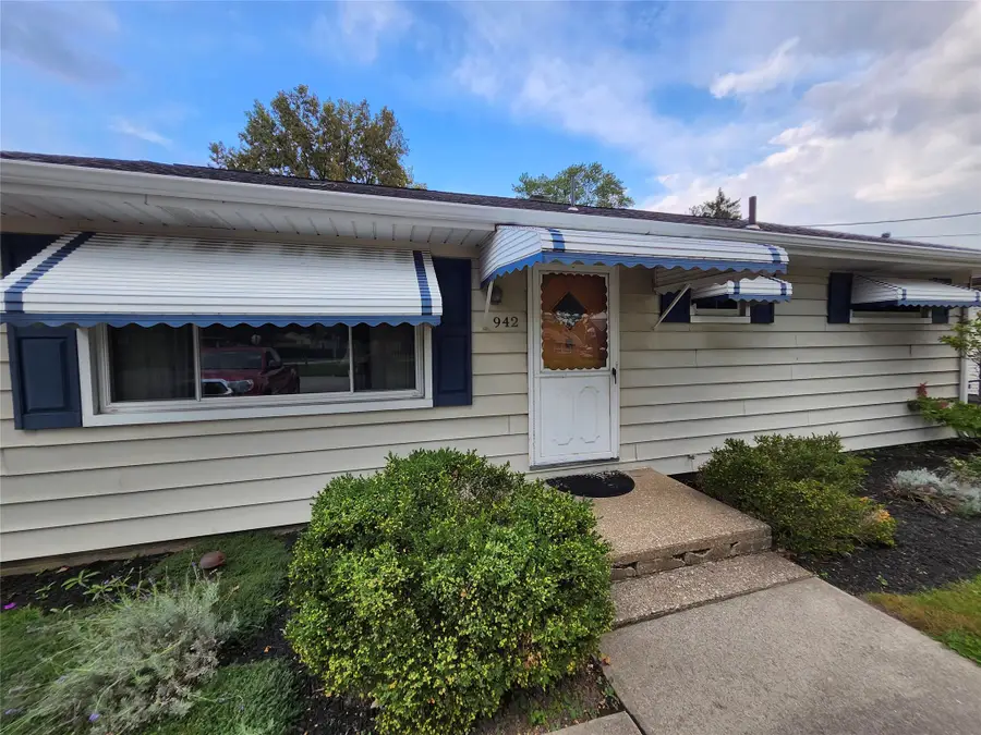 942 W 38th Street, Erie, PA 16508 - #3