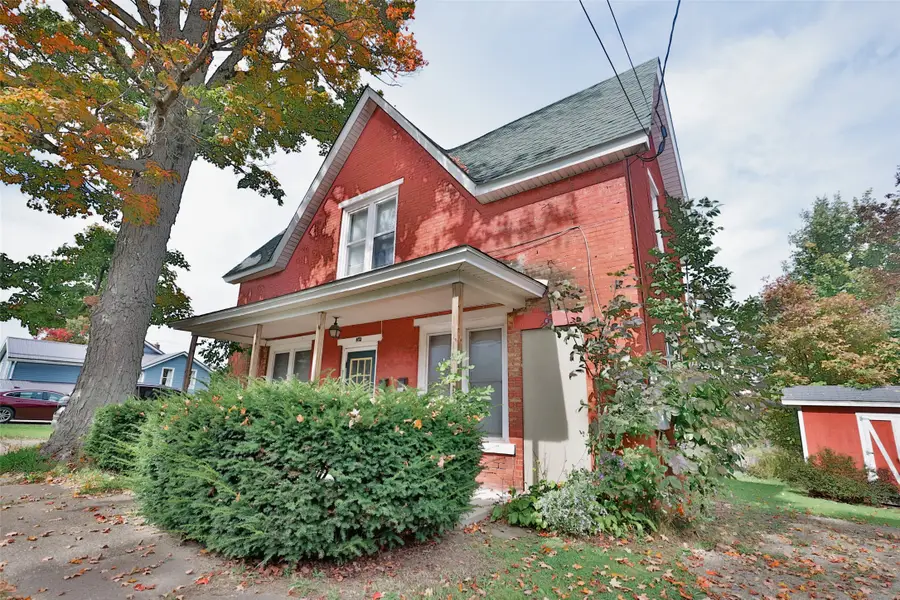 821 W Pleasant Street, Corry, PA 16407 - #2