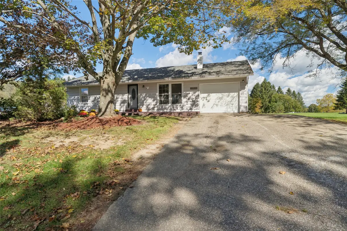 22524 Berry Knolls Drive, Cambridge Springs, PA 16403 - #1
