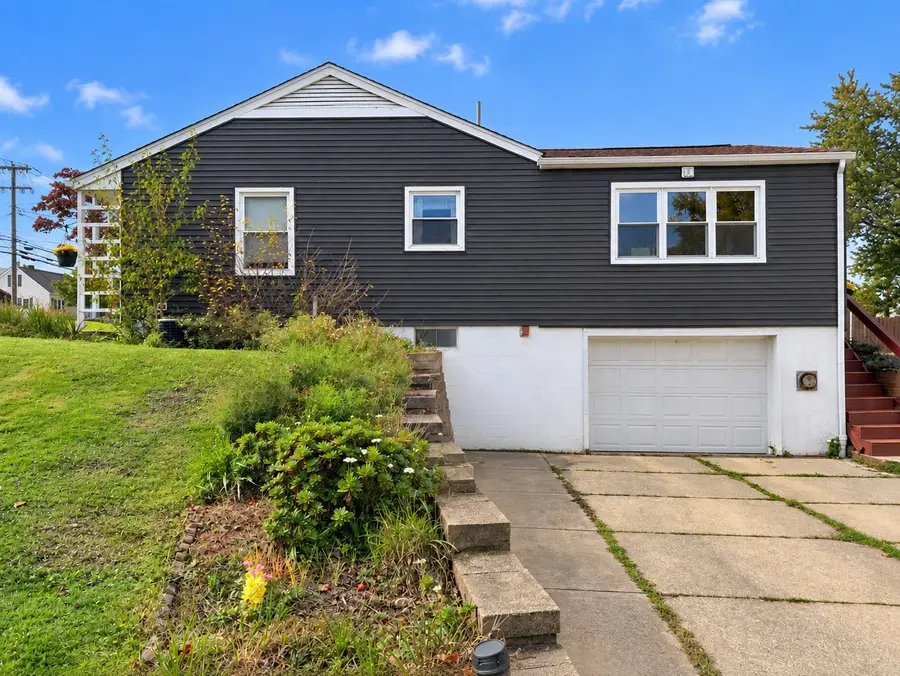 1704 W 38th Street, Erie, PA 16508 - #2
