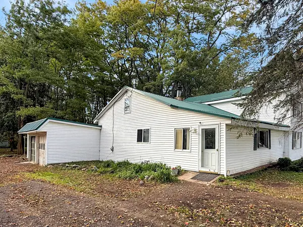 13732 Route 8 89 Highway, Wattsburg Boro, PA 16442