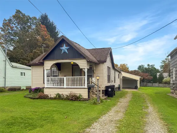 42 E Irving Street, Corry, PA 16407