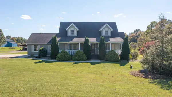 1453 Lane Road, Waterford, PA 16441