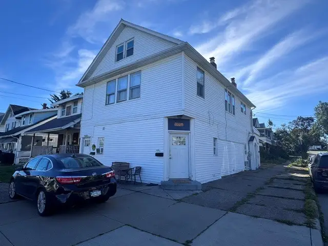 1227 W 30th Street, Erie, PA 16508 - #2