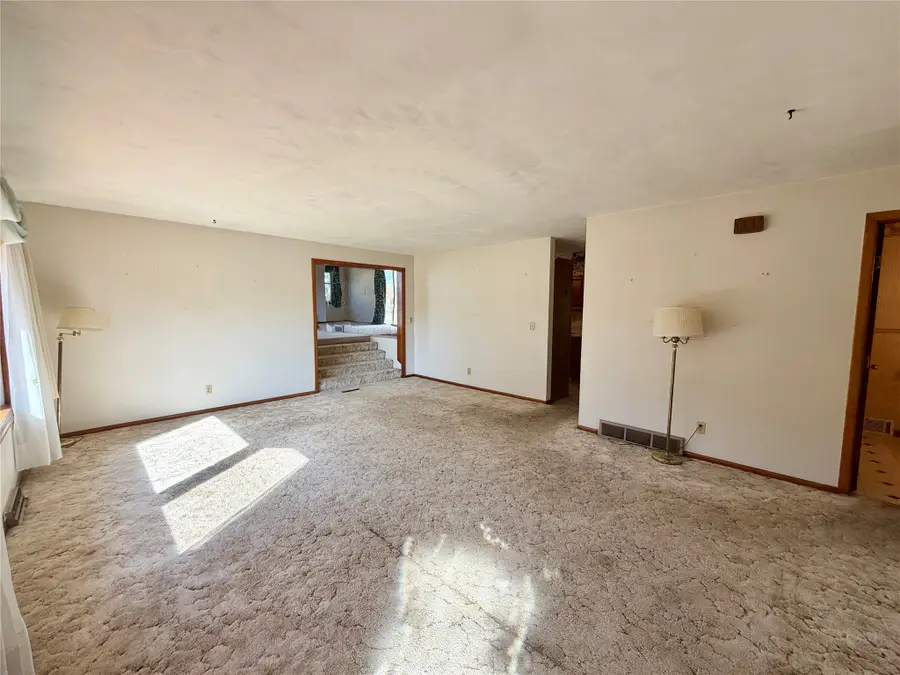 5931 Crest Drive, Millcreek, PA 16509 - #3