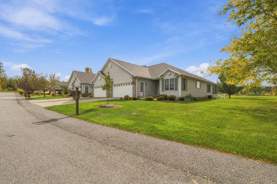 3802 Hazard Court, Harborcreek, PA 16510 - #2