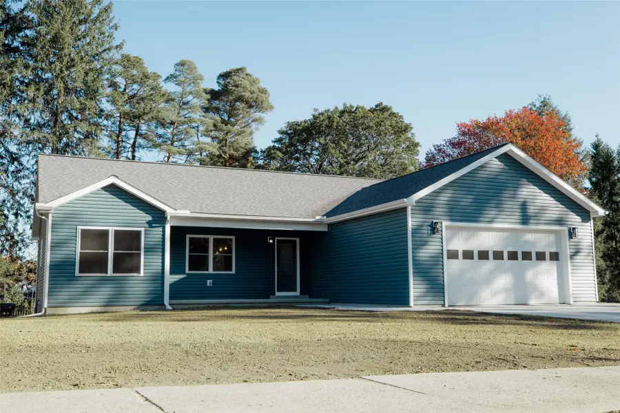 425 E Pleasant Street, Corry, PA 16407 - #2