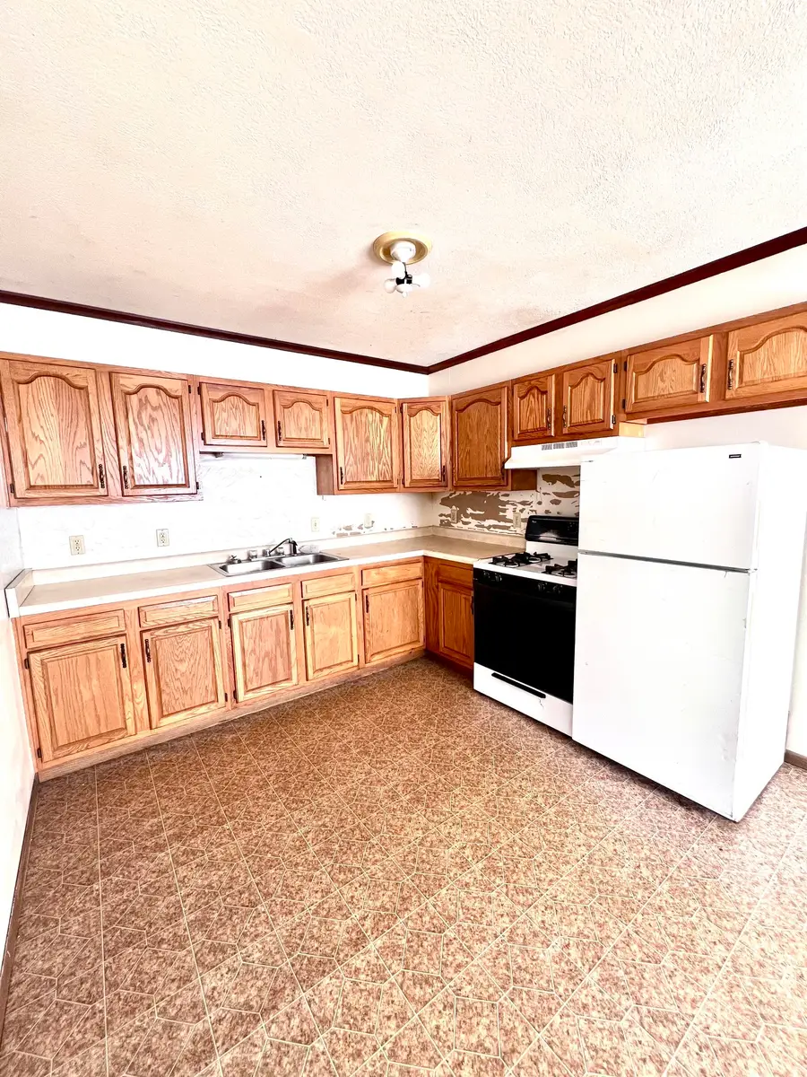406 W 3rd Street, Erie, PA 16507 - #3