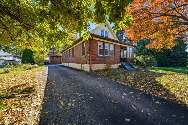 1907 Fairmont Parkway, Erie, PA 16510
