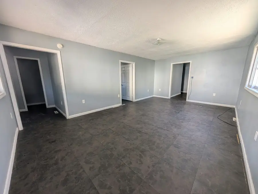 1217 E 21 Street, Erie, PA 16503 - #2