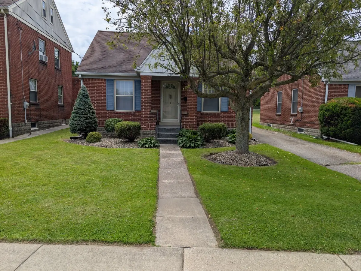 1239 W 6th Street, Erie, PA 16507 - #1