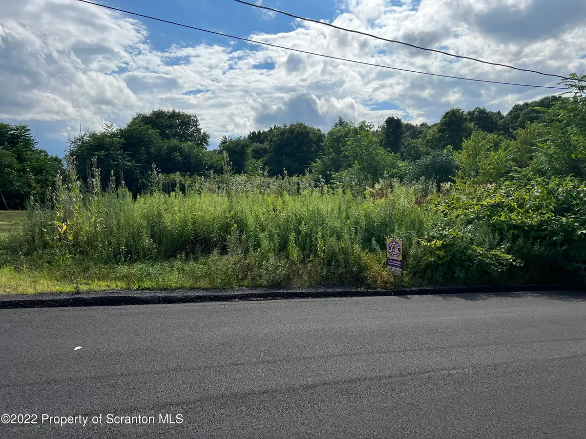 1008 Lucas Drive, Blakely, PA 18447 - Image #1