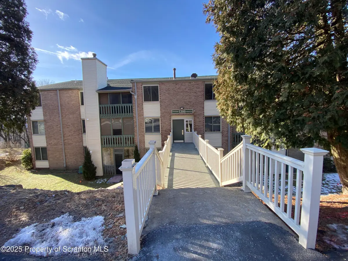 1309 Summit Pointe, Scranton, PA 18508 - Image #1