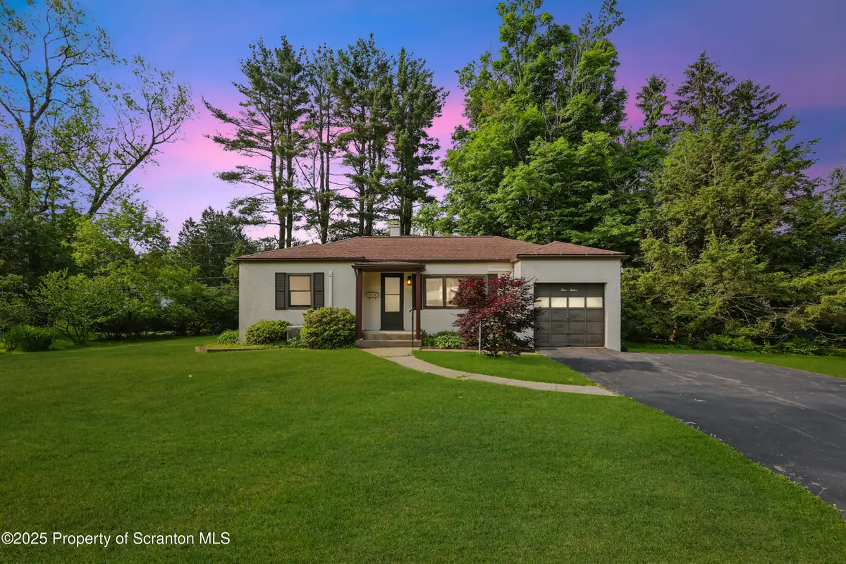 112 Park Drive, Waverly, PA 18411 - #1