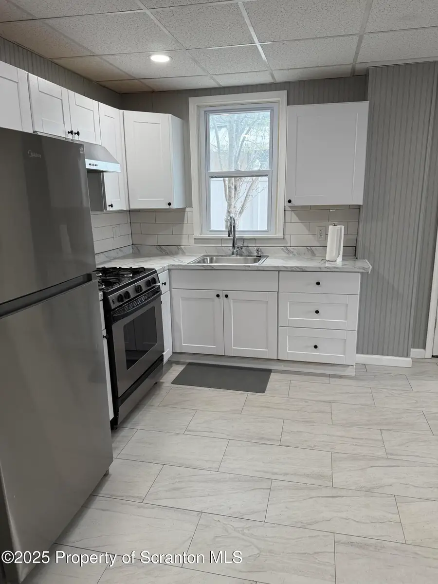 228 S Hancock Street, Wilkes Barre, PA 18702 - Image #2