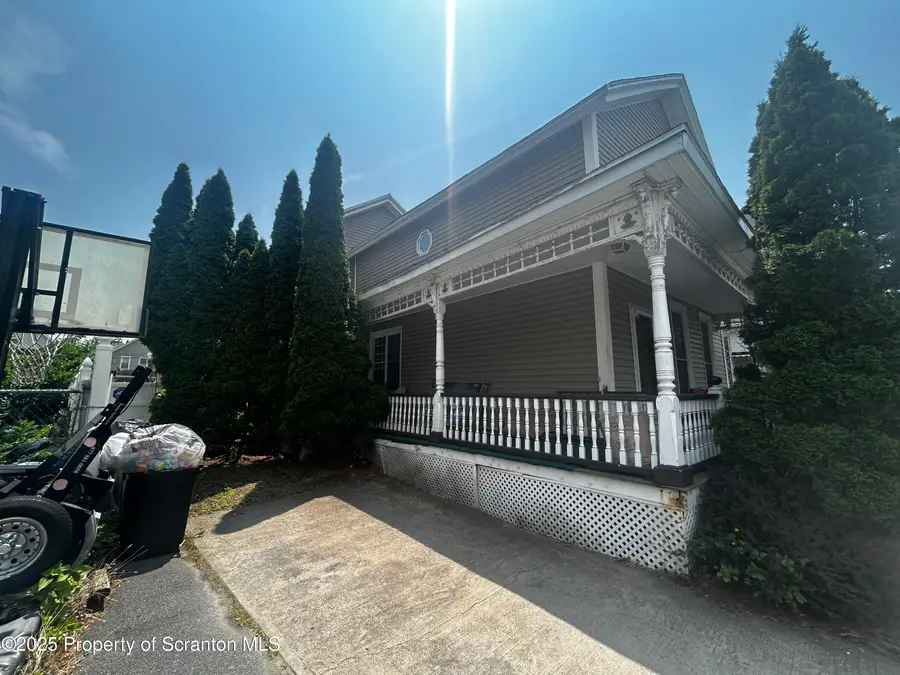 215 S Hyde Park Avenue, Scranton, PA 18504 - Image #2