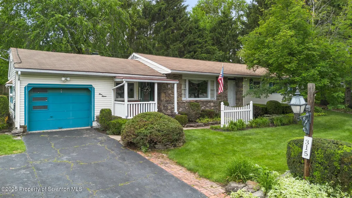 315 Delin Drive, South Abington, PA 18411 - #1