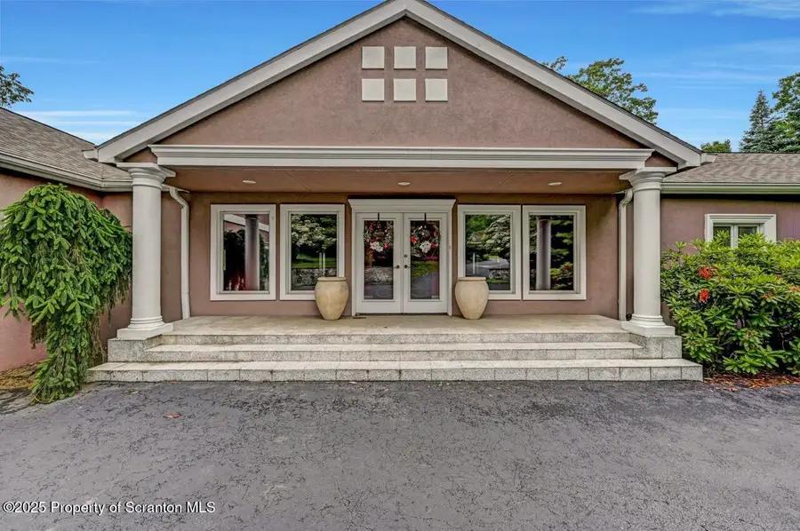 119 Glenmaura Drive, Moosic, PA 18507 - #2