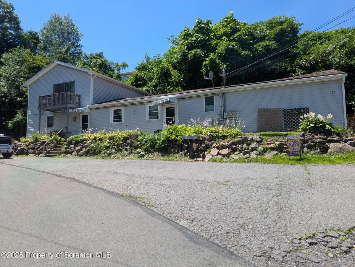 135 8th Street, Blakely, PA 18447 - Image #1